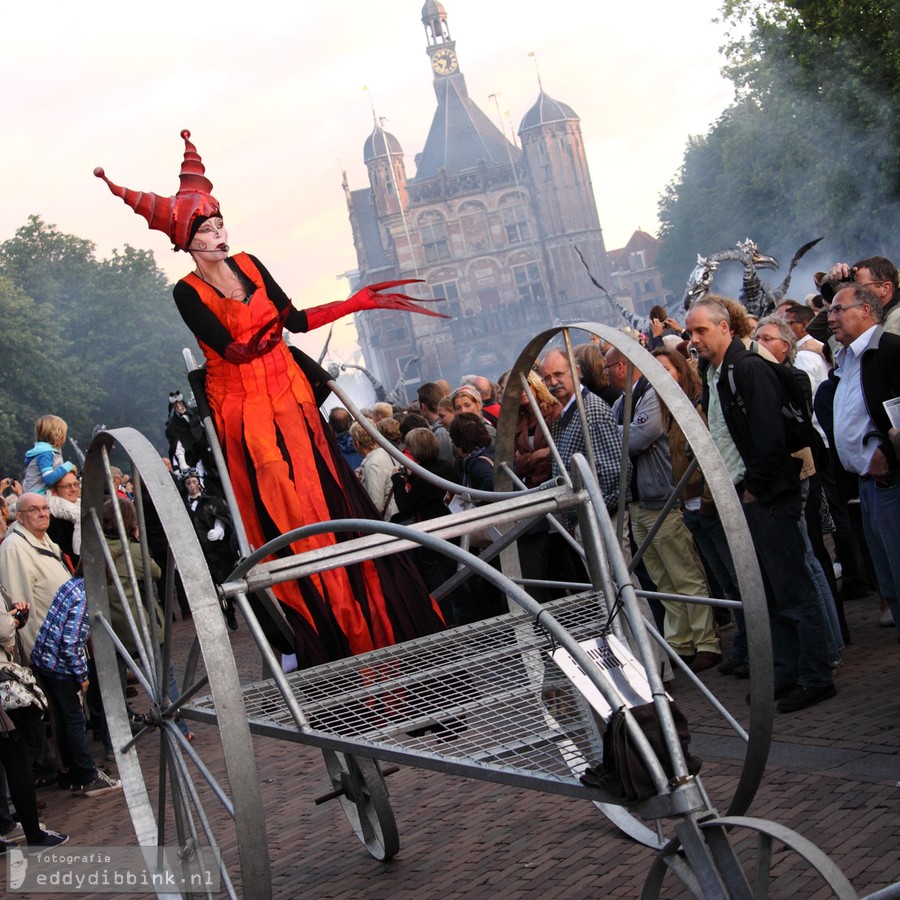 2011-07-01 Close-Act ism Theaterschip - Saurus Parade (Deventer Op Stelten) 017